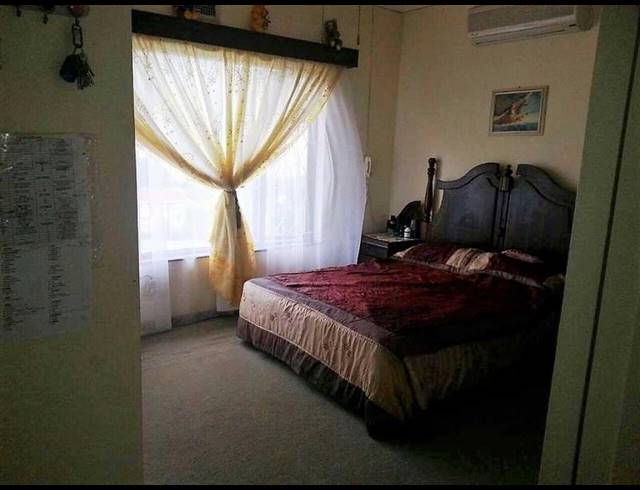4 BEDROOM HOUSE FOR SALE IN CATALINA BAY